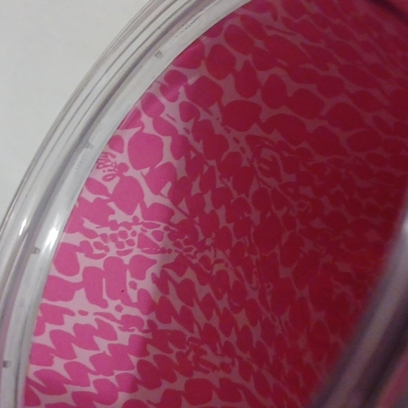 Lilly Pulitzer Hot Spot multi print Fall 2014 pink lid 16 oz Travel Cup - Picture 10 of 17
